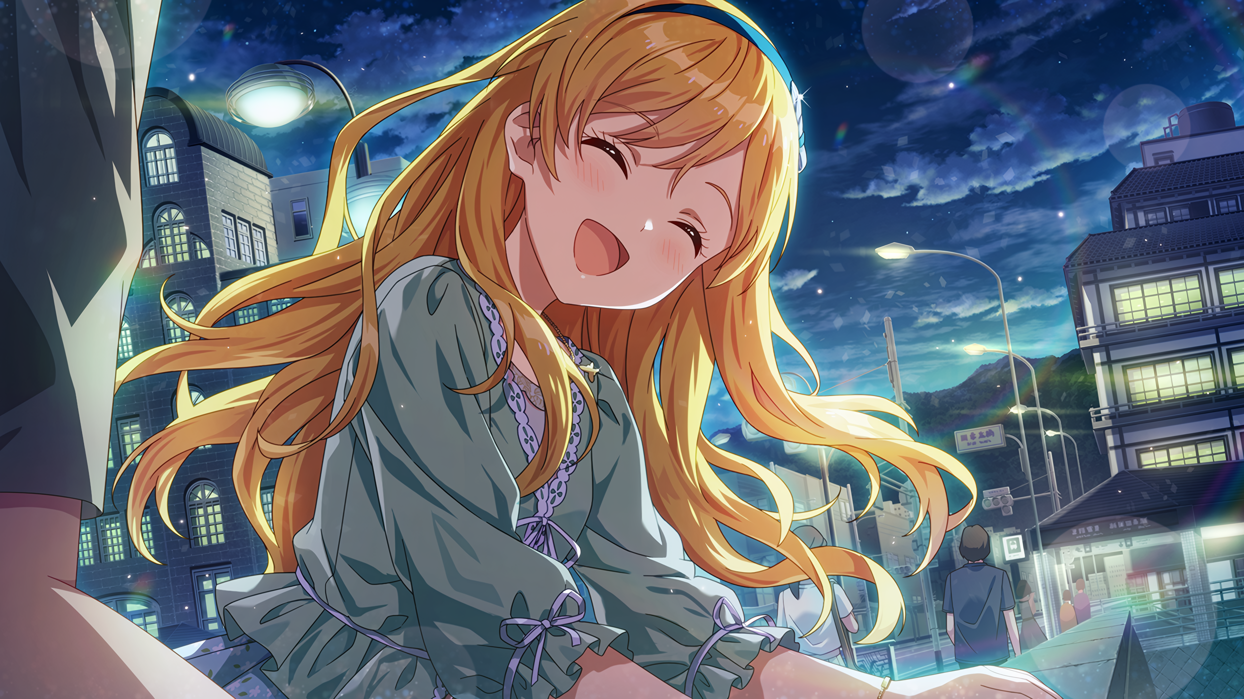 迫力満点、笑顔も満点 エミリー